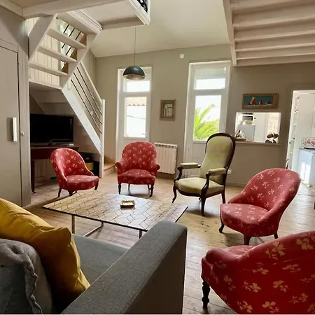 Hébergement de vacances Maison Spacieuse Hyper Centre - 5à7p - Terrasse Privée Les Sables-dʼOlonne