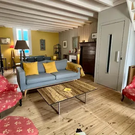 Maison Spacieuse Hyper Centre - 5a7p - Terrasse Privee Vakantiehuis *